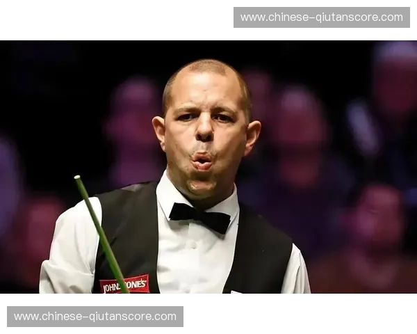 利索夫斯基下半场连追三局难挽败局 霍金斯关键局单杆68分锁定胜局